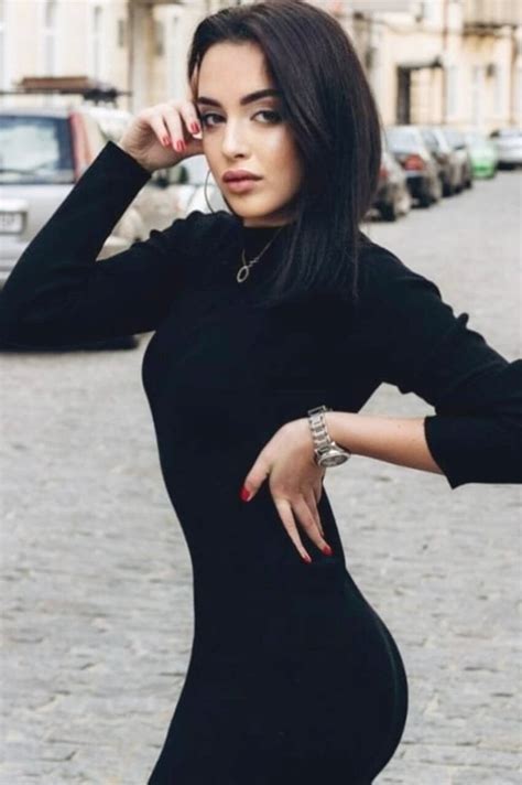 Anastasia Yo Green Eyes Brunette Hair Id