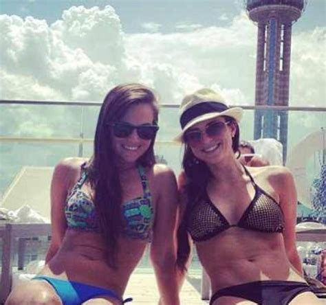 Two Bikini Hotties Porn Pic