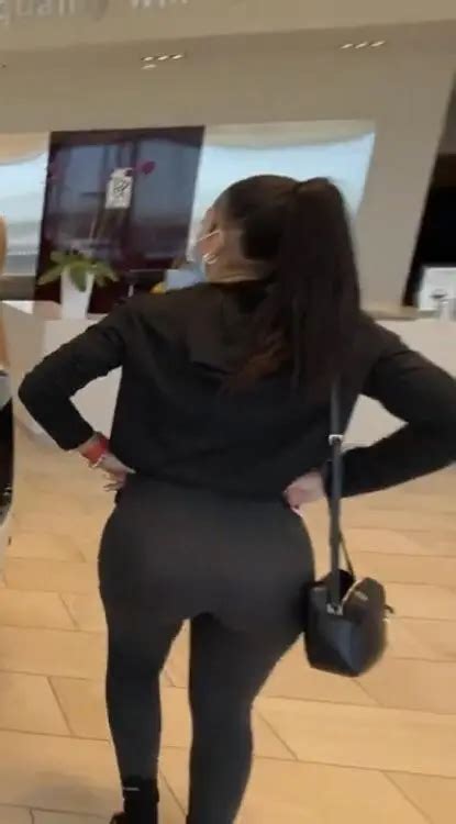 Ass For Days Scrolller