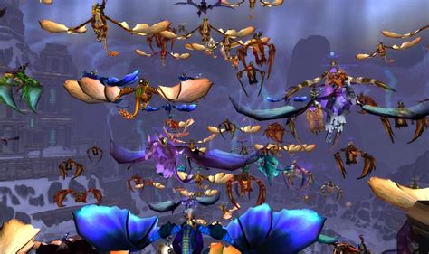 Players gathering at the Ulduar raid entrance | World of Warcraft ...