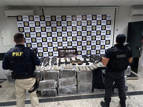 Polícia apreende 6 fuzis 27 pistolas e 350 kgs de droga bandidos