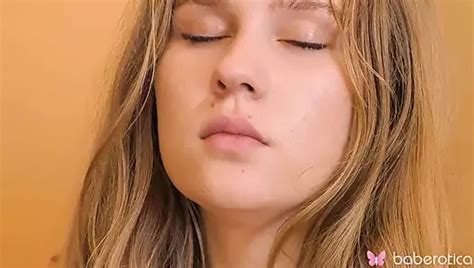 Free In Front Of The Mirror Porn Videos Xhamster