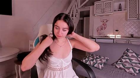 DakotaFaye Naked Stripping On Cam For Live Sex Video Chat Gyrls