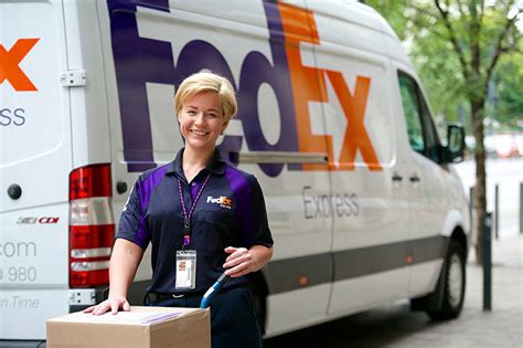 Schedule and Manage Pickups | FedEx Canada