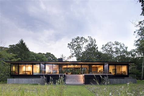 Stua East Hampton Home By Bates Masi Architects With Costura Sofa