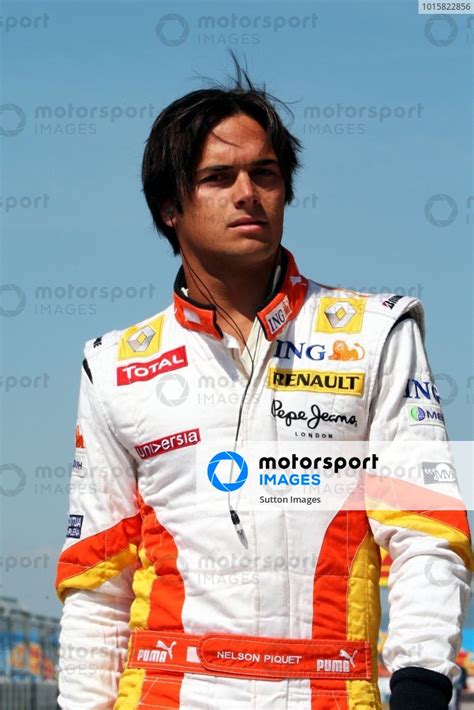 Nelson Piquet Jr Bra Renault Formula One World Championship Rd