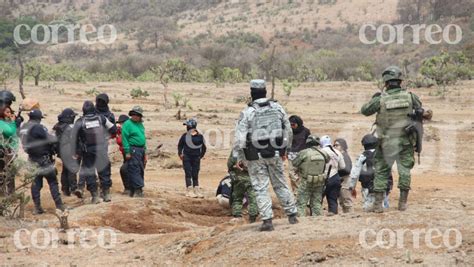 Hallan Fosa Clandestina En P Njamo Identifican Cuerpos De