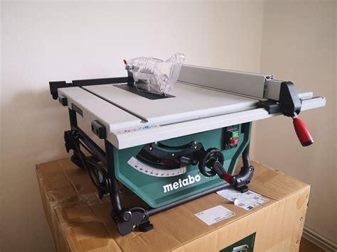 Metabo TS 254 M im Tischkreissägen Test (mit Schiebeschlitten)