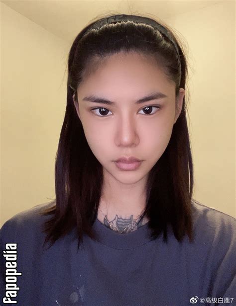 Deer White Nude Leaks Photo Fapopedia