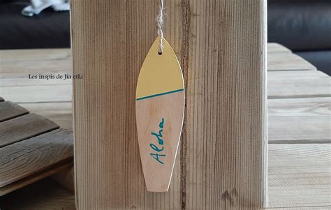 Petite planche de surf jaune et bleue Surfboard en bois décoration