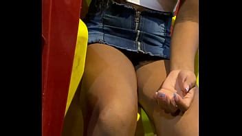 No ônibus sem calcinha de sainha curta Xvideos Melhores Xvideo Porno Grátis