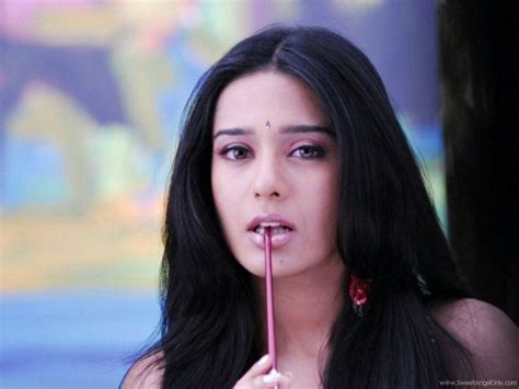 Amrita Rao Hot HD Wallpapers HD Wallpaper