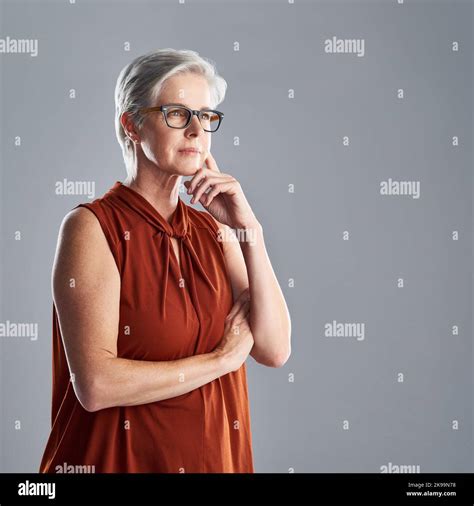 Never Dwell On The Past Always Think Forward An Attractive Mature