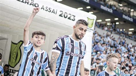 João Pedro Não Se Cala E Resolve Responder Renato Sobre Sequência No Grêmio