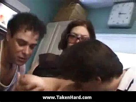 Abuelita Folla Con Hijo Y Nieto Xvideos