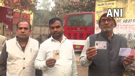 Ani On Twitter Delhi People Queue Up To Cast Their Votes At A Polling Booth In Matiala