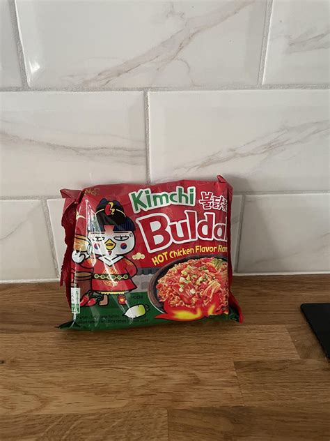 Tried Buldak kimchi first time : r/InstantRamen