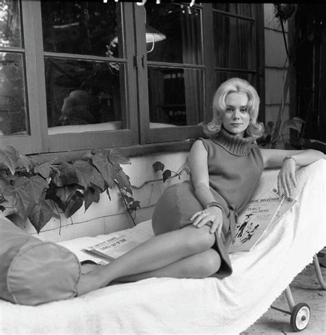 Jackie Deshannon Feet