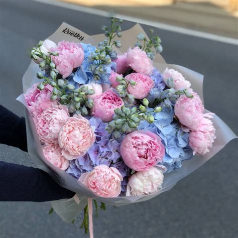 Букет цветов №169 из пионов, гортензий, дельфиниума: доставка в Минске ...