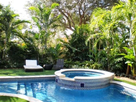 Modern Topical Landscape Design | Landscaping in Miami