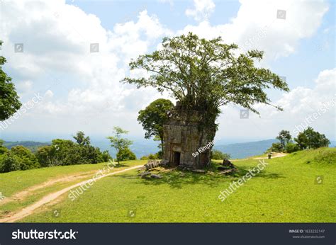 242 Preah Vihea Images Stock Photos And Vectors Shutterstock