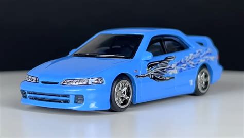 Машинка Premium Hot Wheels Custom Acura Integra Sedan GSR Fast Furious HNW46 HKD27