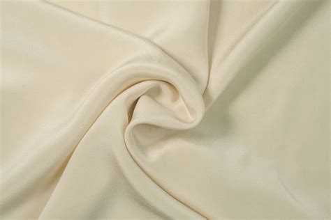 Champagne Silk Crêpe Marocain Sartor Bohemia