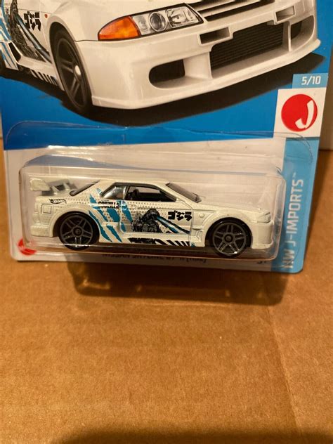 Hot Wheels Nissan Skyline Gt R R Godzilla Lot Of