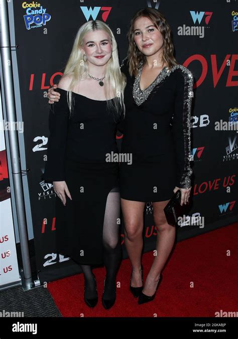 Harlow olivia calliope jane hi-res stock photography and images - Alamy