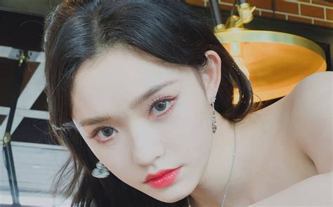 So K Th N Th I Gi A D N Di N Vi N Nh M V I Hot Girl Douyin Di P M C Linh Pose