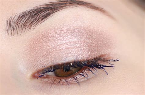 PUPA Новая палетка теней Vamp Palette в оттенке 003 Absolute Nude A L I N D I A R Y