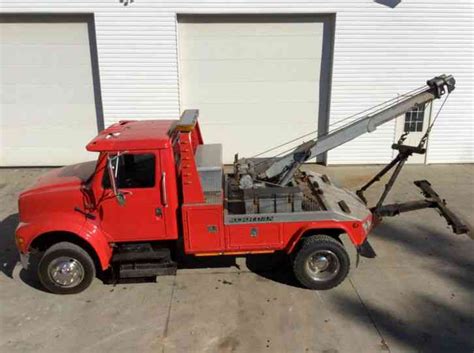 International 4700 2001 Wreckers