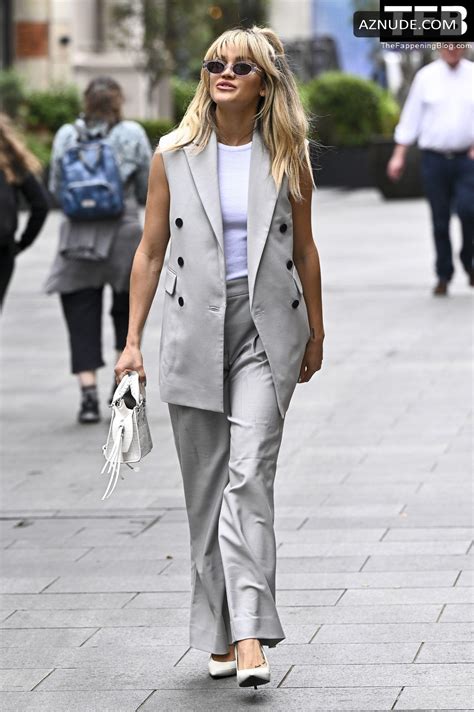 Ashley Roberts Sexy Seen Braless Showing Off Her Hot Tits Outside The