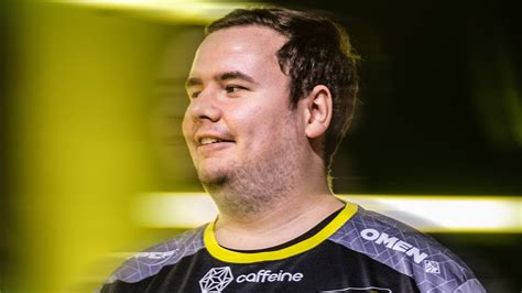 #2 ВОТ КАК СЕЙЧАС ИГРАЕТ ЛАДИСЛАВ GUARDIAN КОВАЧ - YouTube