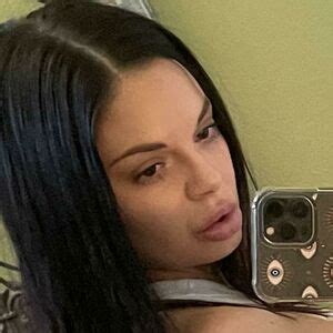 Piper Blush Nude Photo