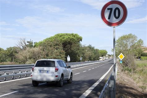 Strade Extraurbane Cosa Sono E Norme Di Comportamento Quattroruote