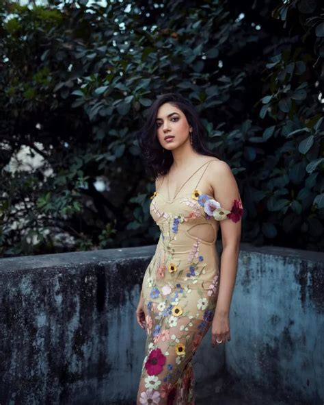 Ritu Varma Hot Pics Sexy Stills Images Gallery Photos