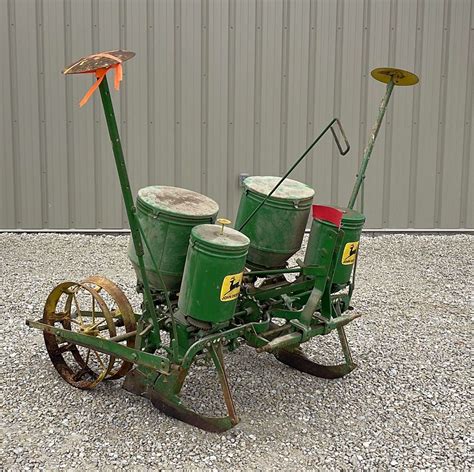 John Deere 2 Row Corn Planter