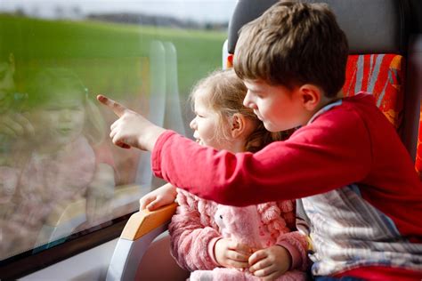 Come Viaggiare In Treno Con I Bambini Nostrofiglio It