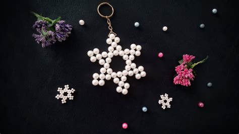 Boncuktan Kar Tanesi Yapımı How to make a snowflake from beads diy