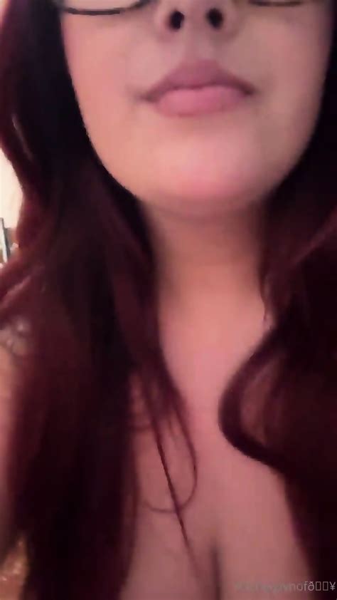 Bbw Rachelglvnof Boobs