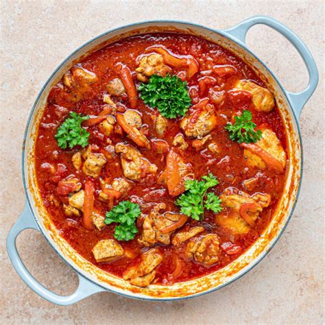 Pompoen Tomatensoep Met Balletjes Met Vijf Aan Tafel