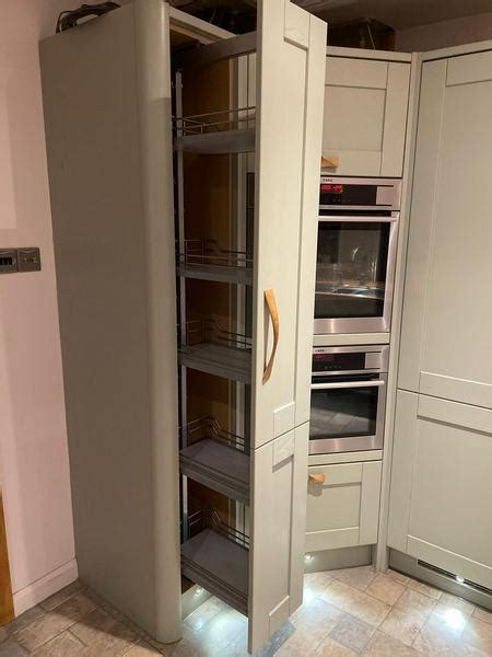 How To Attach Door Panel To Howdens Tall Pull Out Larder Unit