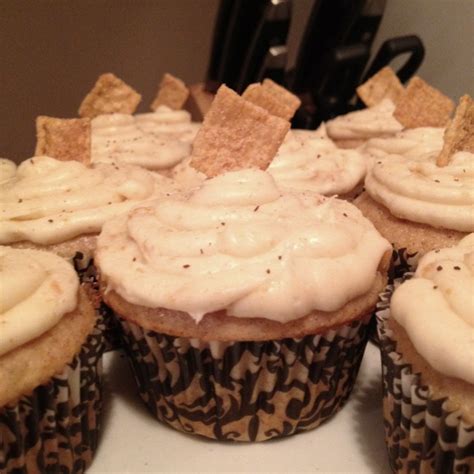 Cinnamon Toast Crunch Cupcakes Favorite Recipes Desserts Cinnamon