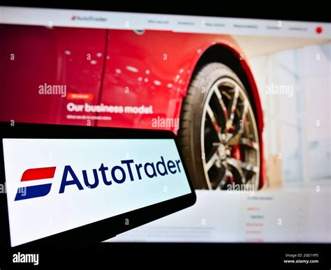 Autotrader com inc hi-res stock photography and images - Alamy