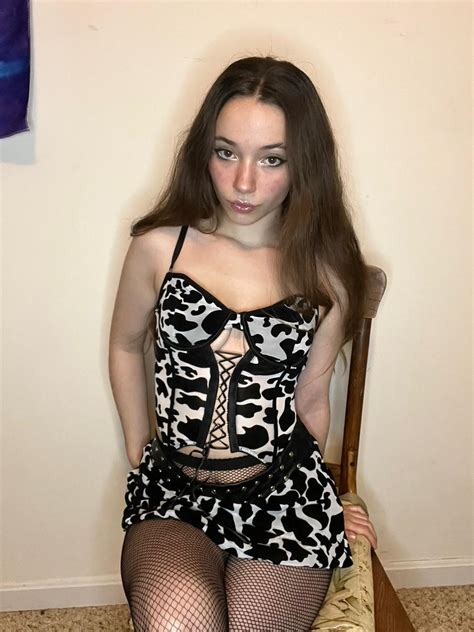 Cowgirl is the real deal : r/GirlsinLaceFishnets