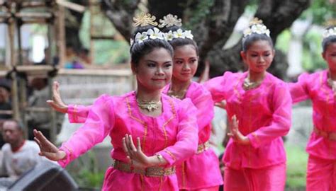 Tarian Tradisional Dari Yogyakarta Dan Penjelasannya Cinta Indonesia