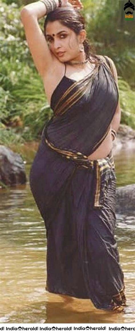 Veteran Actress Ramya Krishnan Hot Photos Collection From E