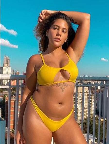 Hot Sexy Ana Carolina Fuao Bikini Pics