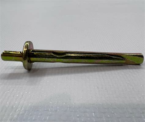 Купить анкер потолочный AK ЖЦ 6х40-5мм в Snabline